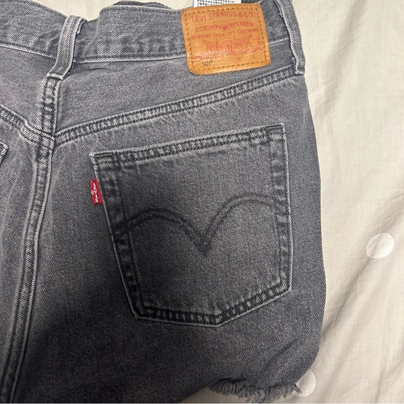 LEVIS PREMIUM 501 Short - Grey 29W - Picture 6 of 7